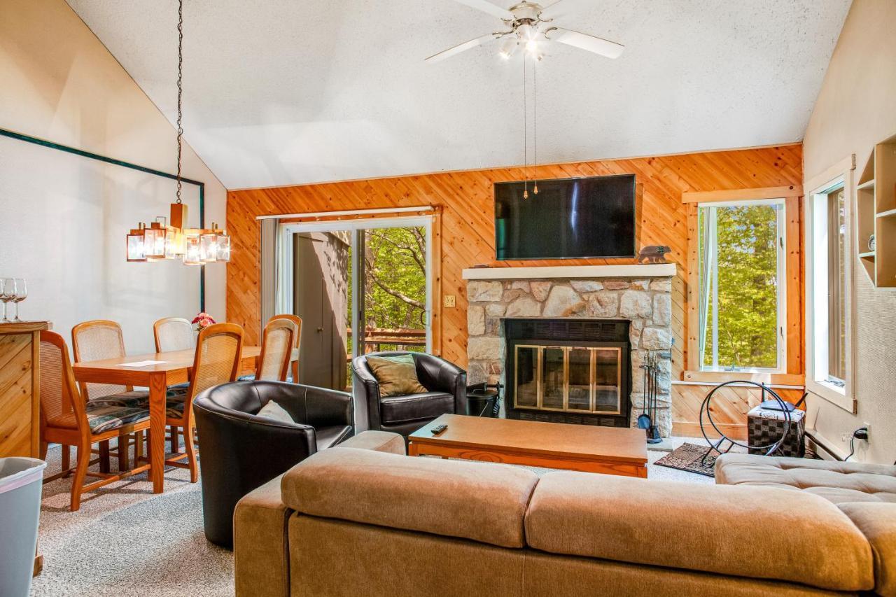 Jumpin' Jack Frost Villa Lake Harmony Exterior photo
